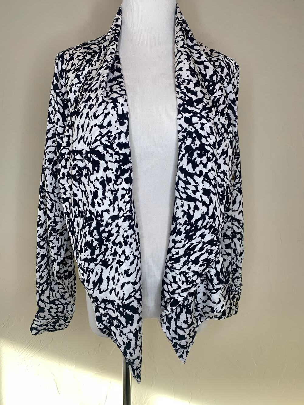 Yumi Kim Black White Jacket Draped Back Sz Small
